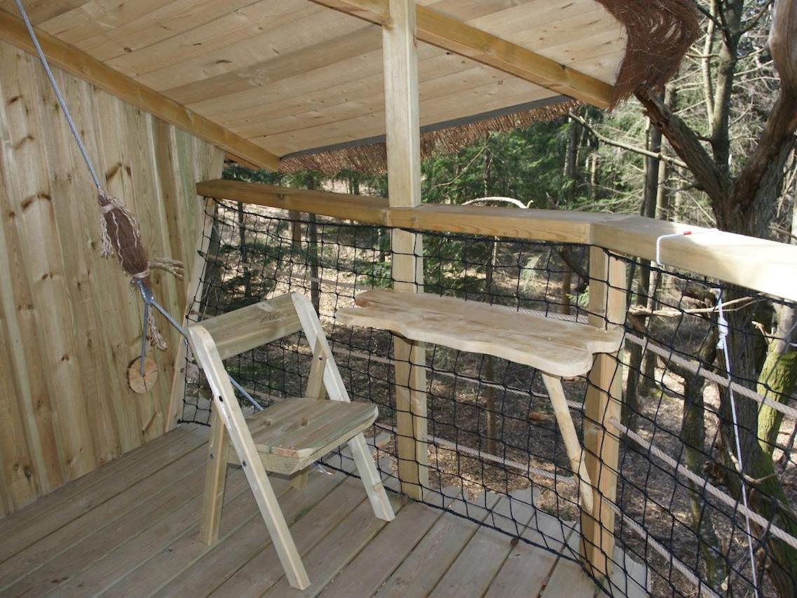 Les Cabanes De Labrousse Saint-Julien-Labrousse Esterno foto