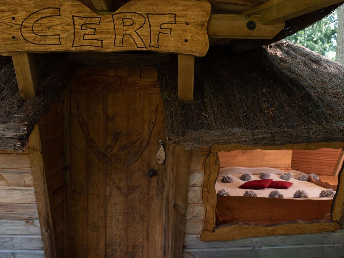 Les Cabanes De Labrousse Saint-Julien-Labrousse Esterno foto